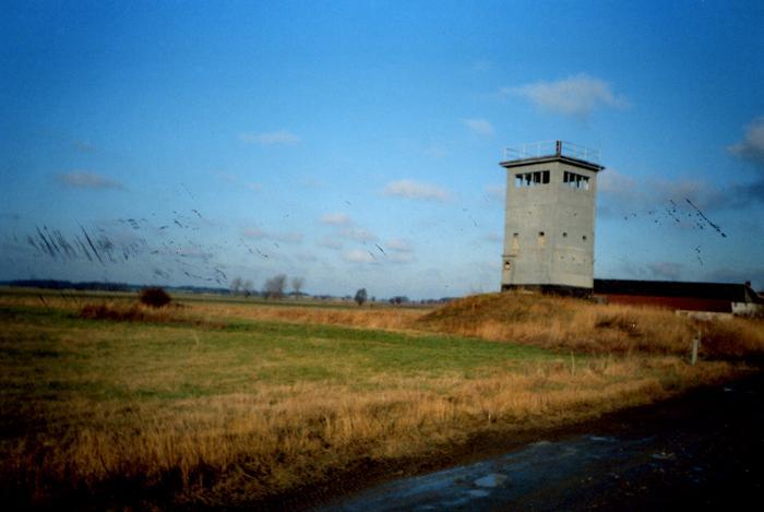 Wachtturm im Grenzstreifen